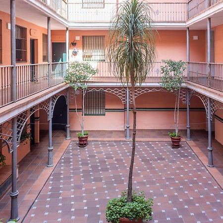 Alohamundi Arjona II Apartment Seville Luaran gambar