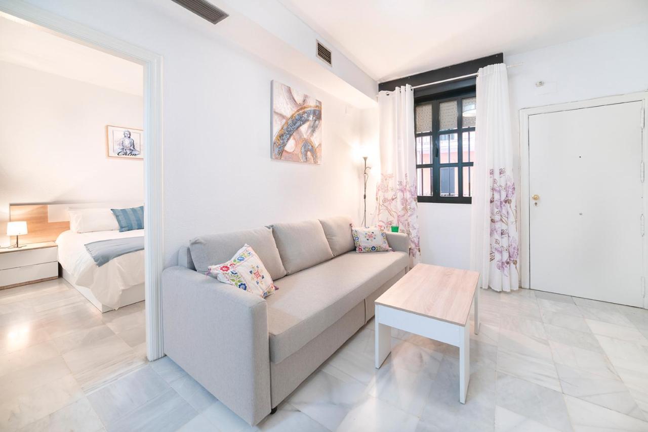 Alohamundi Arjona II Apartment Seville Luaran gambar